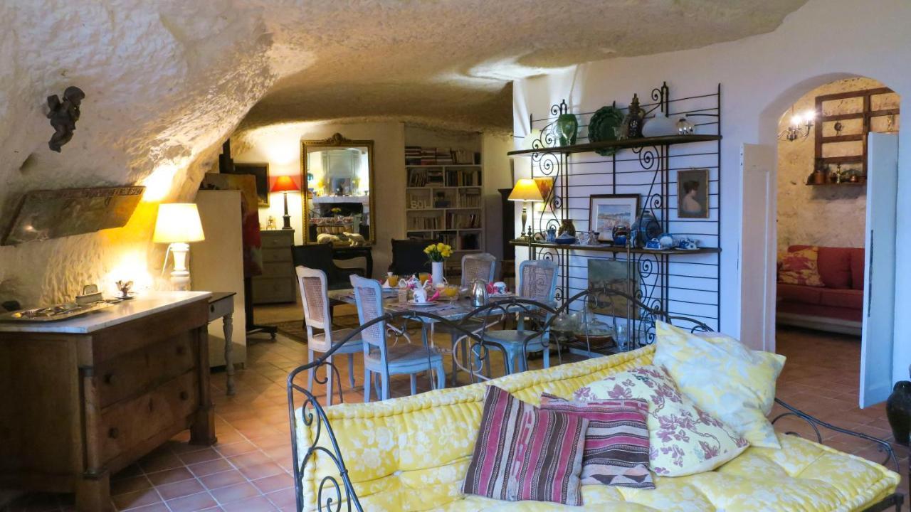 Bed and Breakfast La Cave De L'Eperon Troo Экстерьер фото